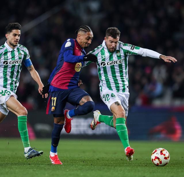 巴塞罗那前锋连场破门，西甲保级大战火药味十足的简单介绍